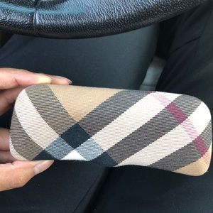 Burberry eye glasses case
